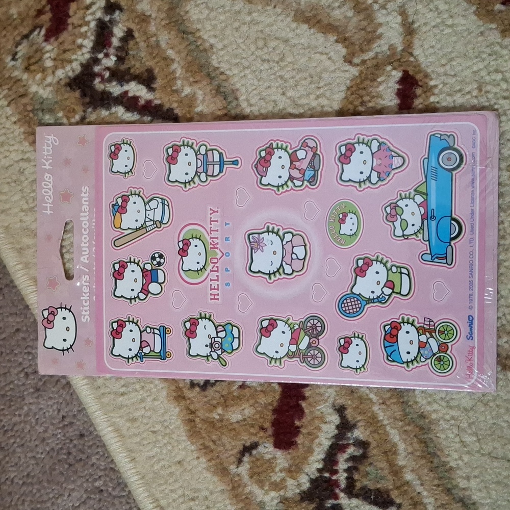 Hello Kitty Stickers - Picture 7 of 8